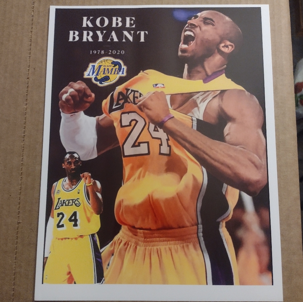 NEW!💯 KOBE BRYANT (MAMBA) LAKERS 8.5x11 ULTRA PREMIUM GLOSSY BASKETBALL POSTER